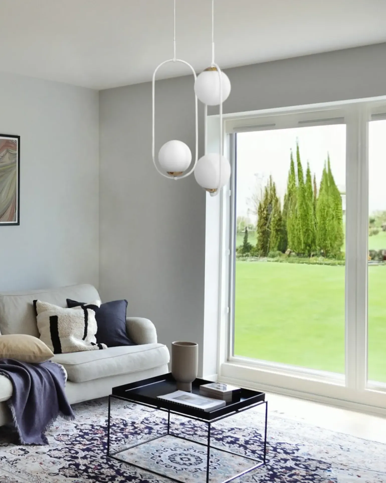 Store Biała lampa wisząca ze złotym, ozdobnym elementem K-5300 z serii ARLENA Żyrandole Nowoczesne