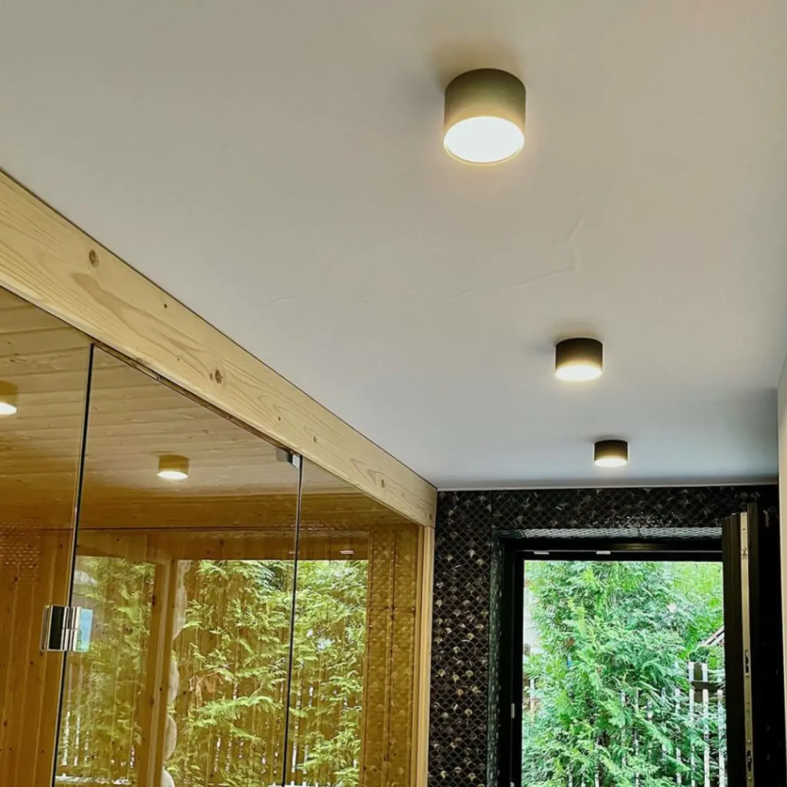 Sklep Kaja Biała tuba downlight LED do łazienki LP-6331/1C IP54 BK z serii KENDAL