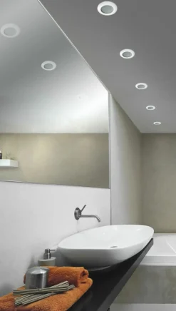 Sklep Kaja Białe oczko wpustowe do łazienki, okrągła oprawa AZ0871 EMILIO | Kaja