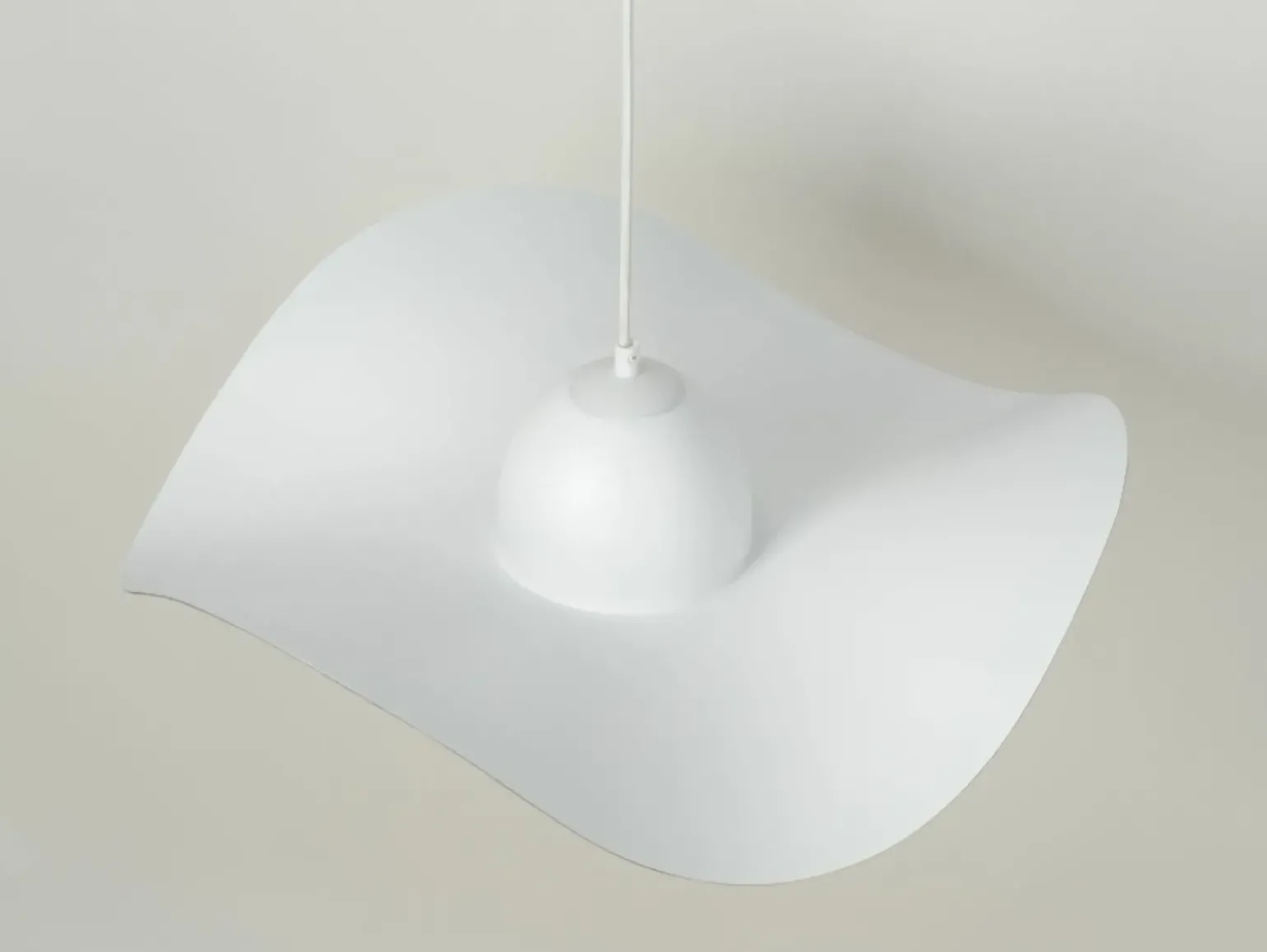 Store Biało-złoty, dekoracyjny kapelusz wiszący SIG 32345 z serii KAPELLO M Żyrandole Nowoczesne