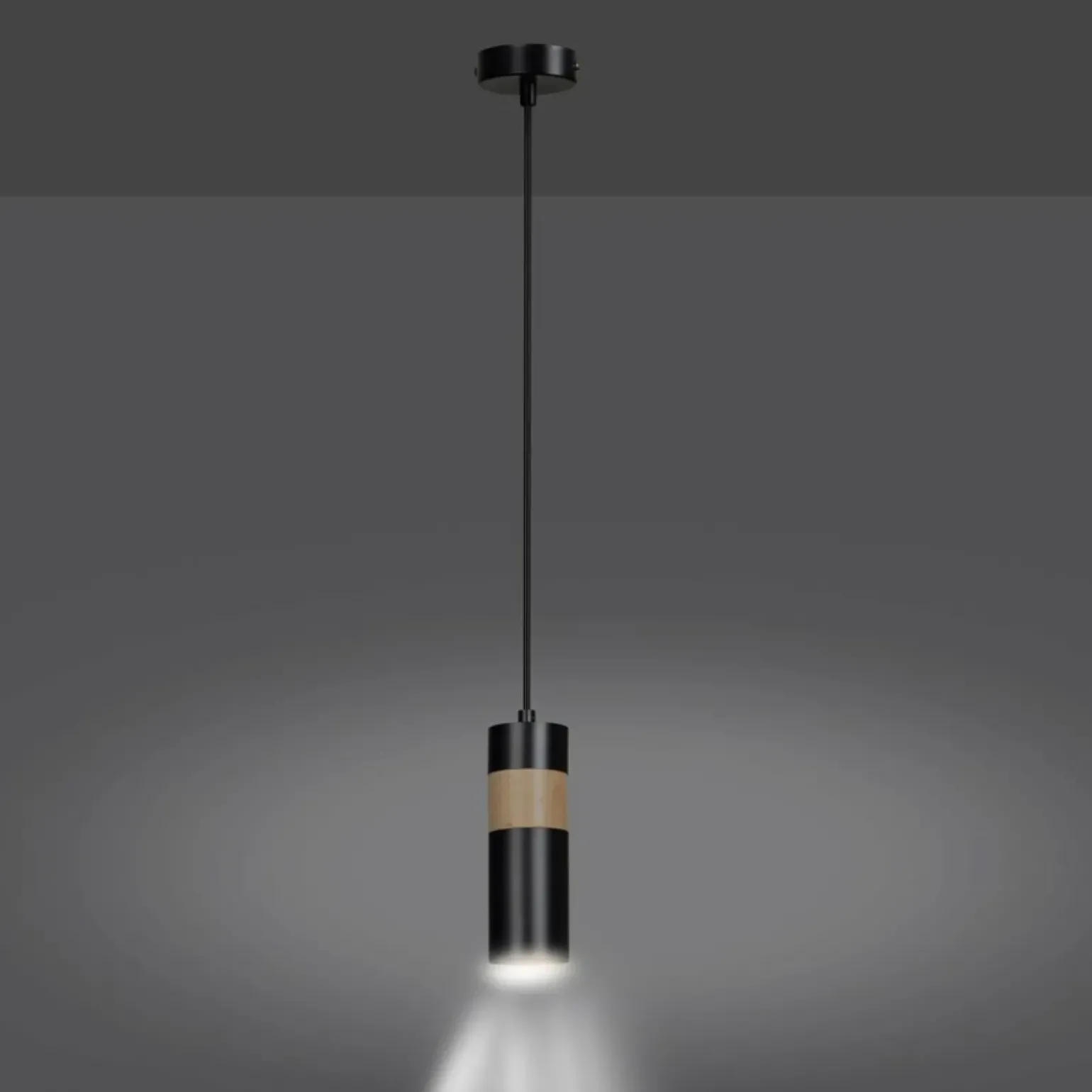 Online Czarna lampa wisząca z drewnianym elementem 732/1 z serii AKA Żyrandole Nowoczesne