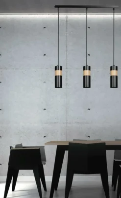 New Czarna lampa wisząca z drewnianym zdobieniem 732/3 z serii AKA Żyrandole Nowoczesne