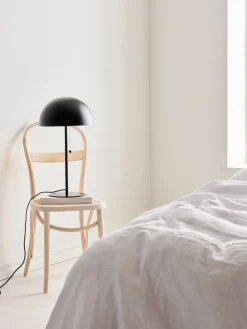 Sklep Kaja Czarna lampka stołowa z szerokim kloszem 108258 | Kaja Oświetlenie