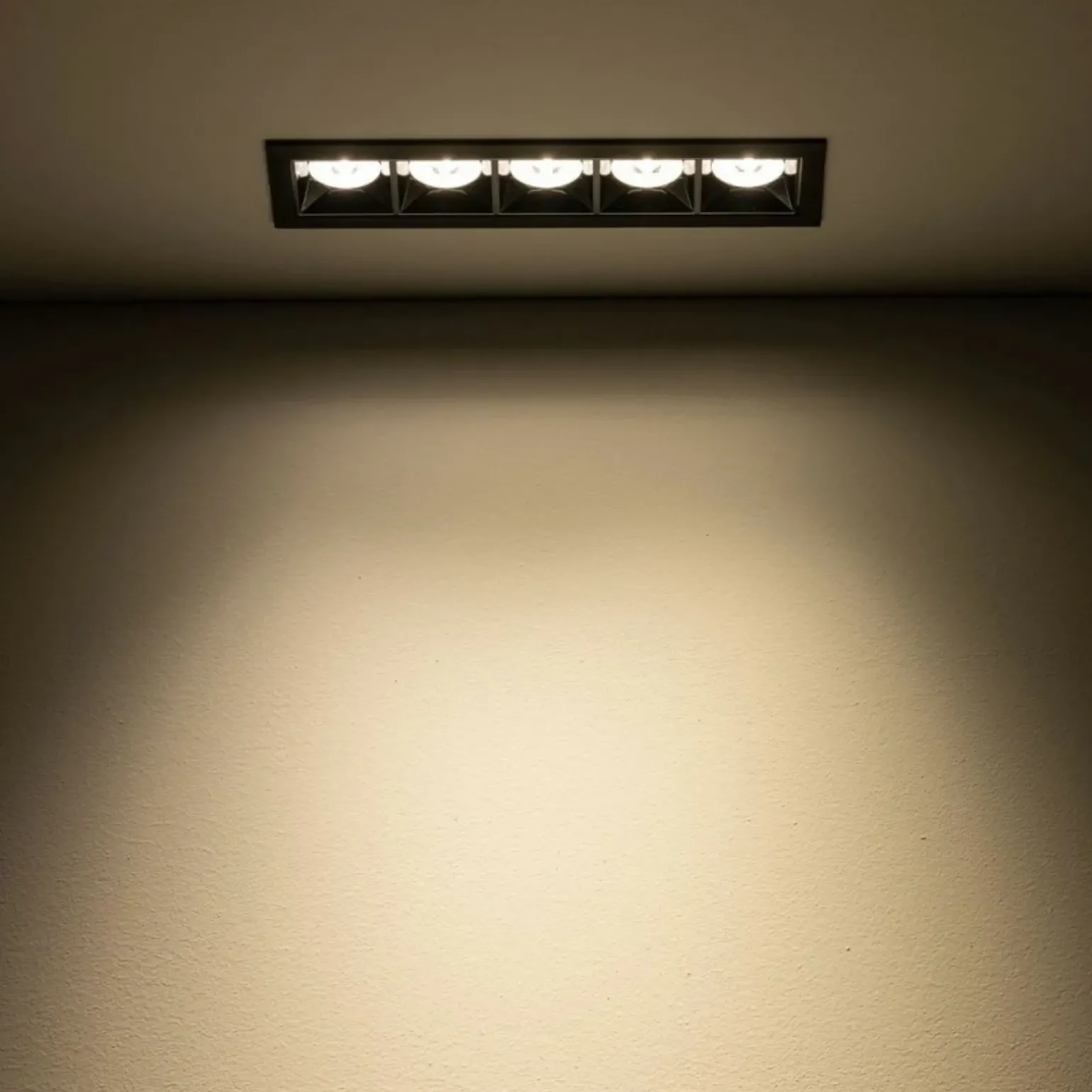 Sklep Kaja Czarna, ledowa lampa wpustowa 20,7cm 36° 3000K 10062 MIDI LED | Kaja