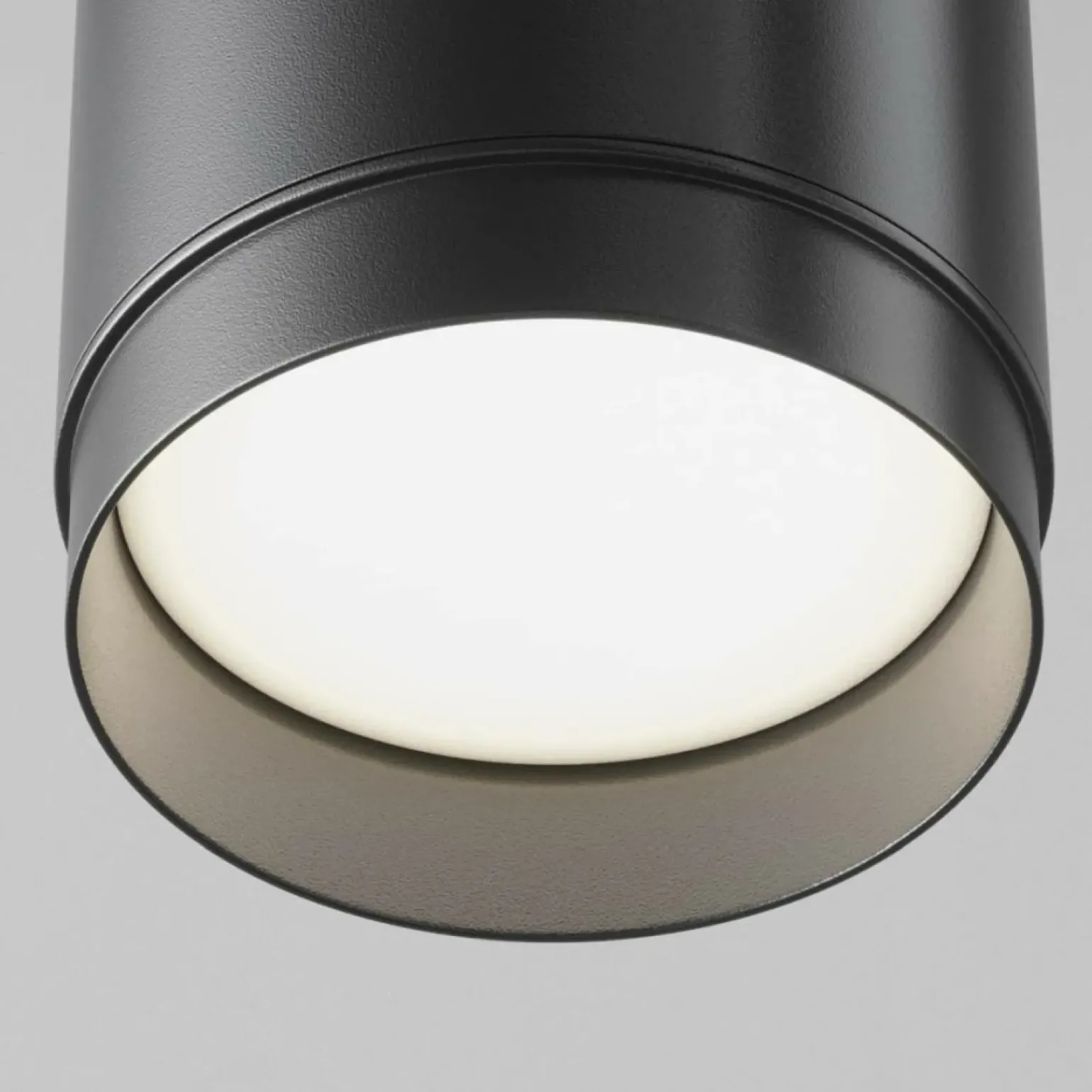 Best Sale Czarna tuba, lampa wisząca, trzonek GX53 P088PL-GX53-B z serii POLAR Żyrandole Nowoczesne