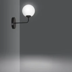 Sklep Kaja Czarny kinkiet z białym kulistym kloszem 734/K1B | Kaja Oświetlenie