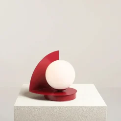 Sklep Kaja Czerwona, modernistyczna lampka stołowa ⌀14cm 1125B15 z serii LOOP | Kaja Oświet