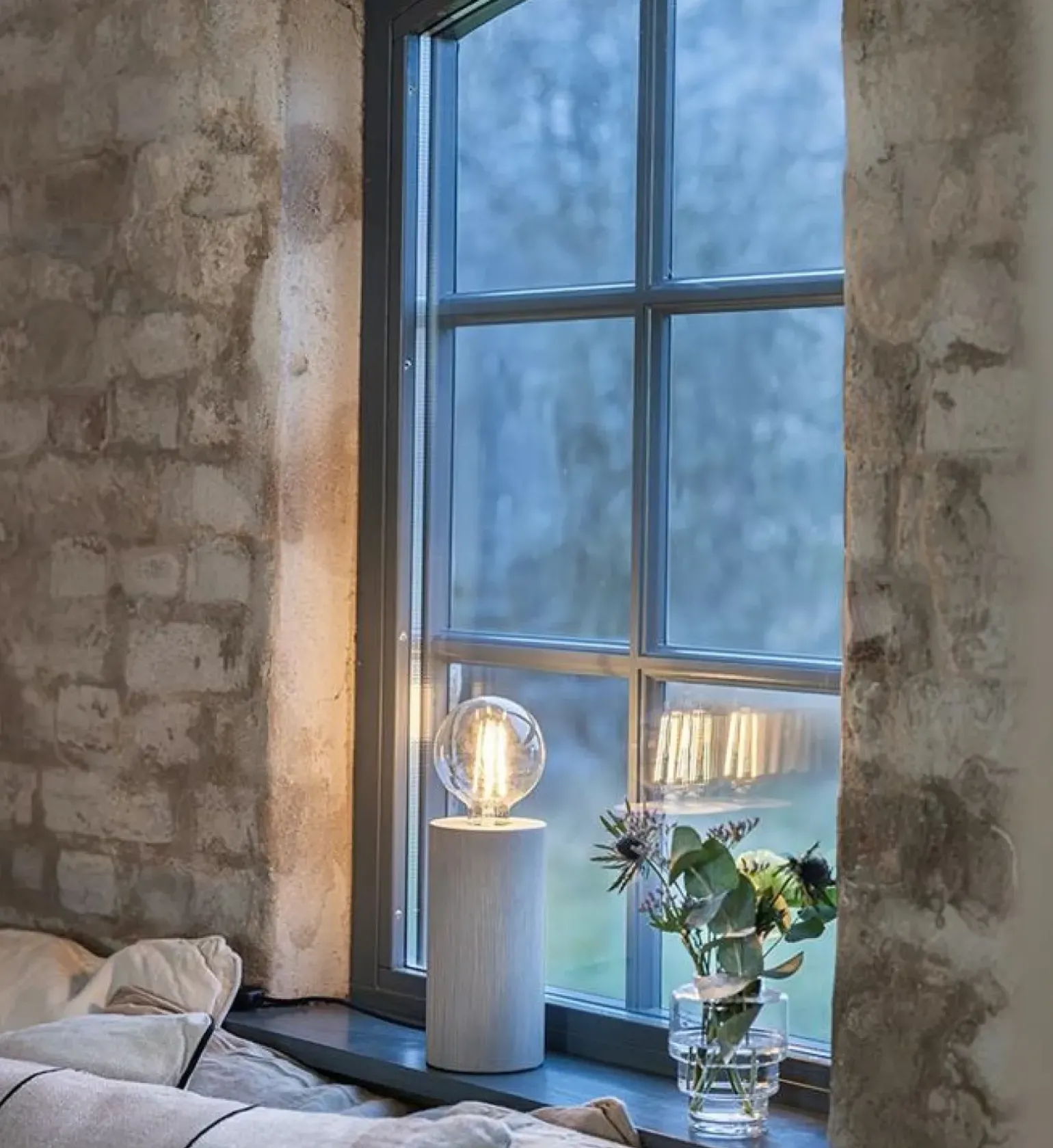 Sklep Kaja Drewniana, rustykalna lampka stołowa bez klosza 108755 LEGNA | Kaja