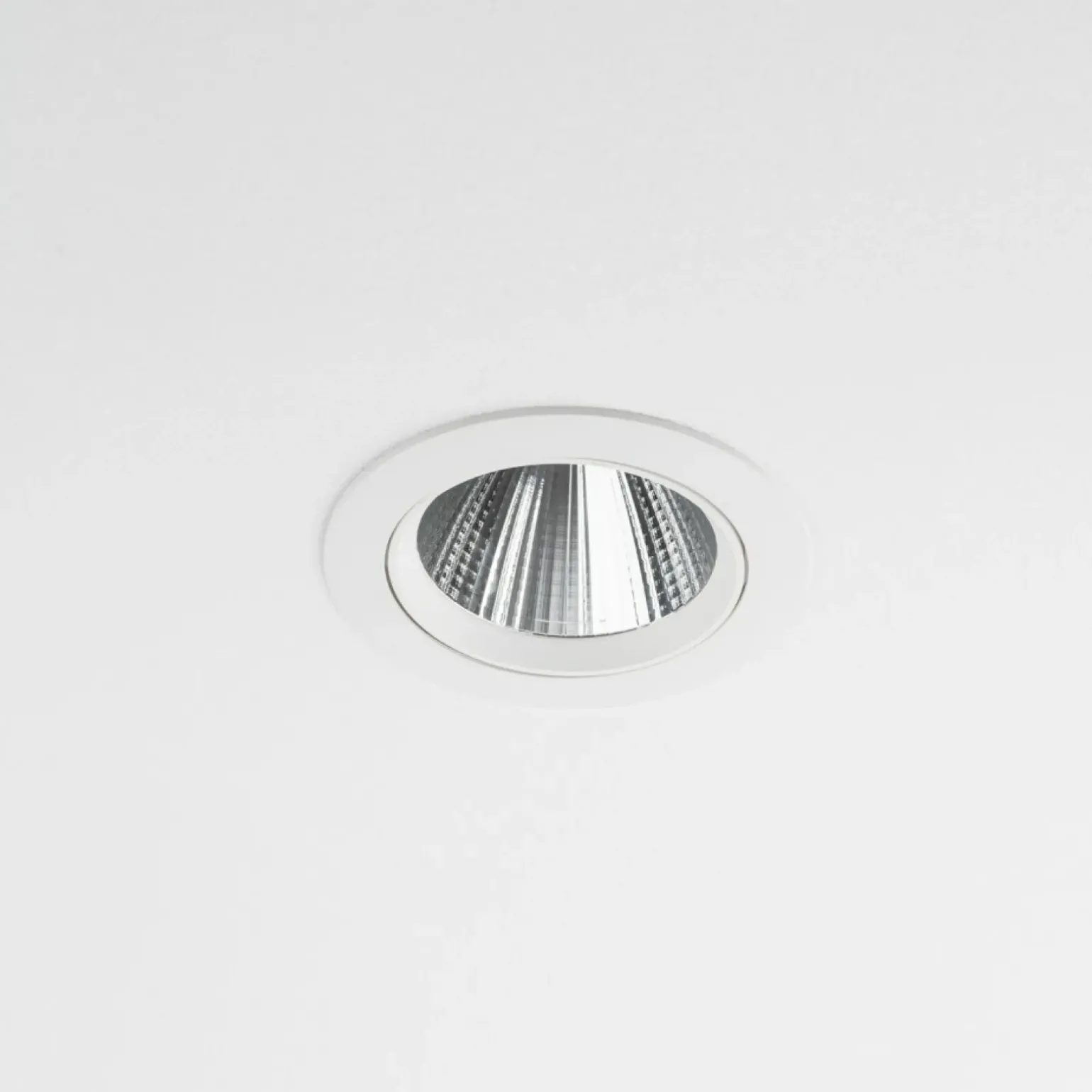 Sklep Kaja Duże oczko podtynkowe LED 15W 3000K ⌀14cm 10555 EGINA LED | Kaja