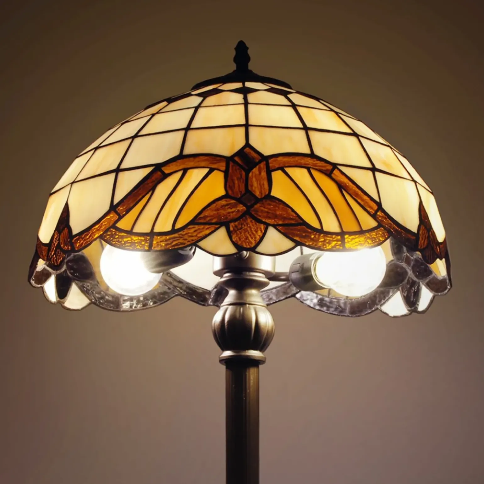 Sklep Kaja Elegancka lampa podłogowa K-F161122 WITRAŻ | Kaja Oświetlenie