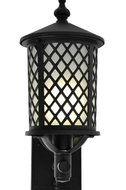 Sklep Kaja Elegancki kinkiet zewnętrzny z ozdobną kratką K-8215 z serii CHICAGO