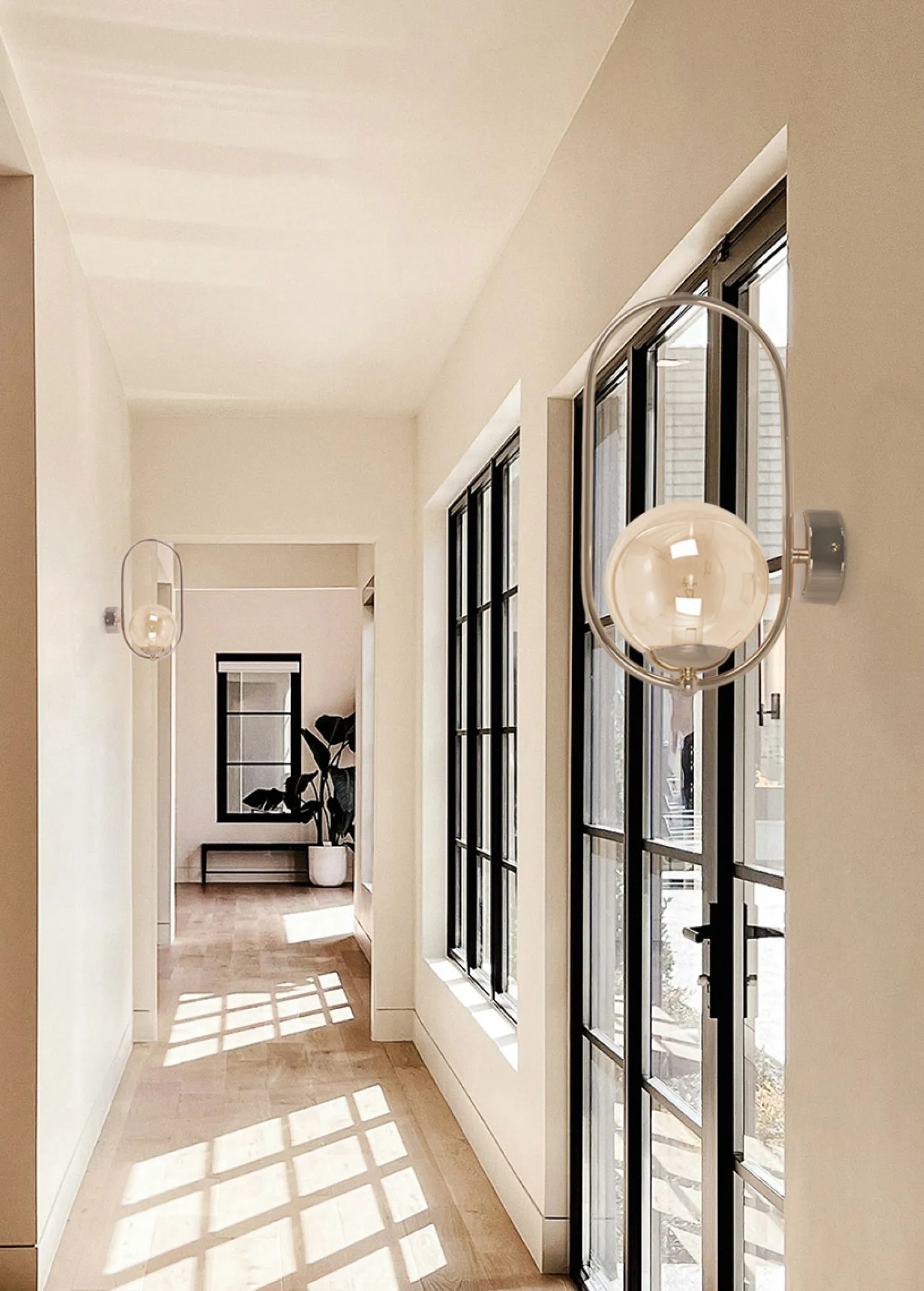 Sklep Kaja Estetyczny kinkiet ścienny z miodowym kloszem K-5398 z serii SVEN