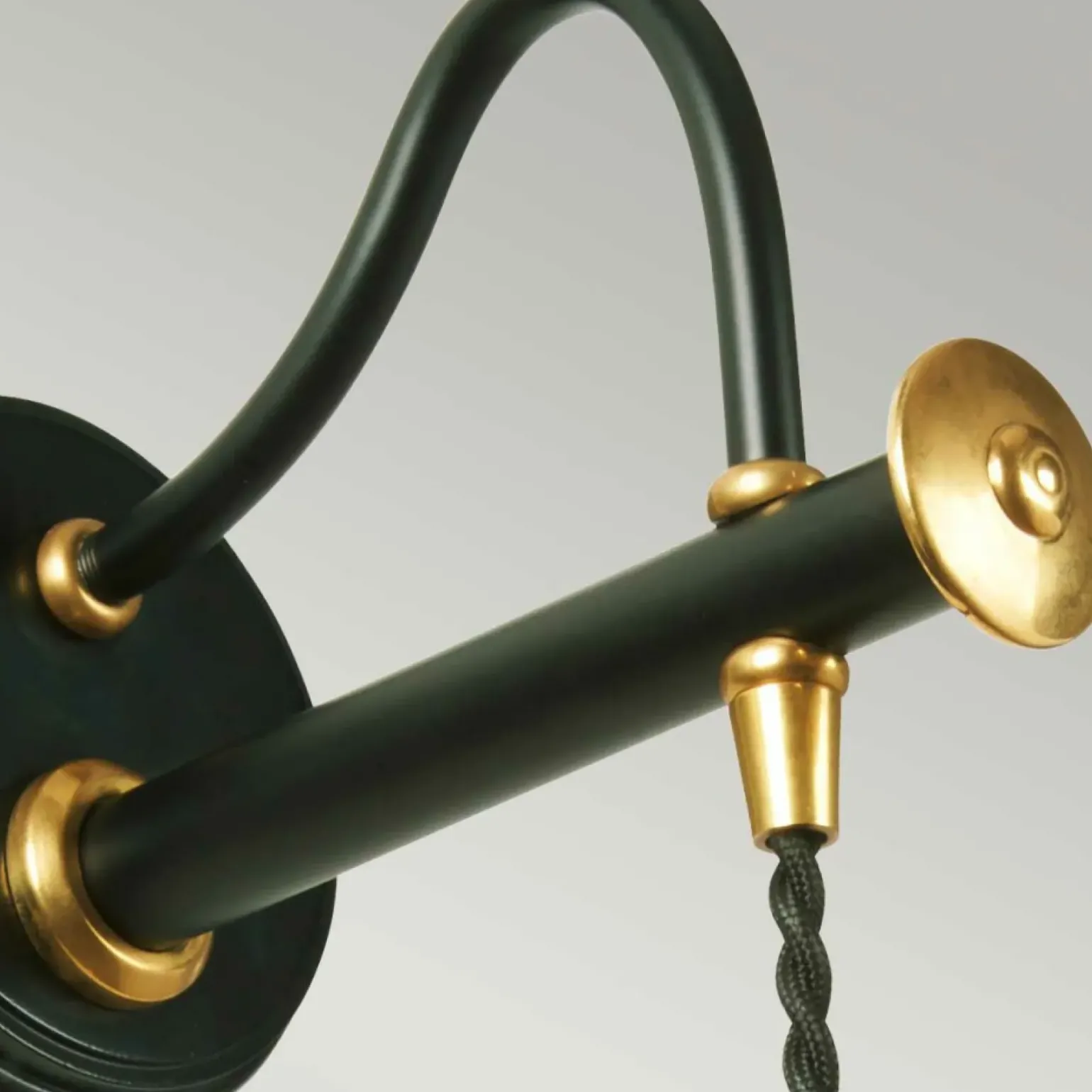 Sklep Kaja Kinkiet, kolor czarny z mosiądzem DOUILLE1-BPB z serii DOUILLE