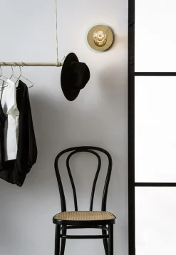 Sklep Kaja Kinkiet ze złotą oprawą i odkrytą żarówką 106154 | Kaja Oświetlenie