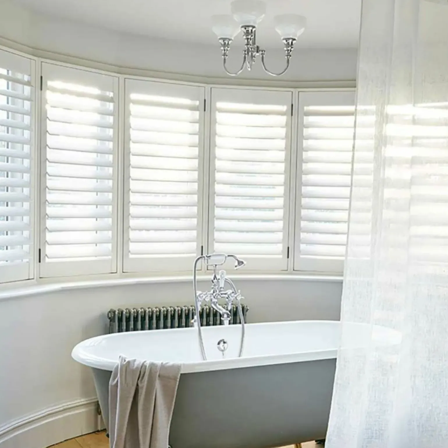 Sklep Kaja Klasyczny kinkiet ścienny, chrom BATH-CD1 z serii CHEADLE