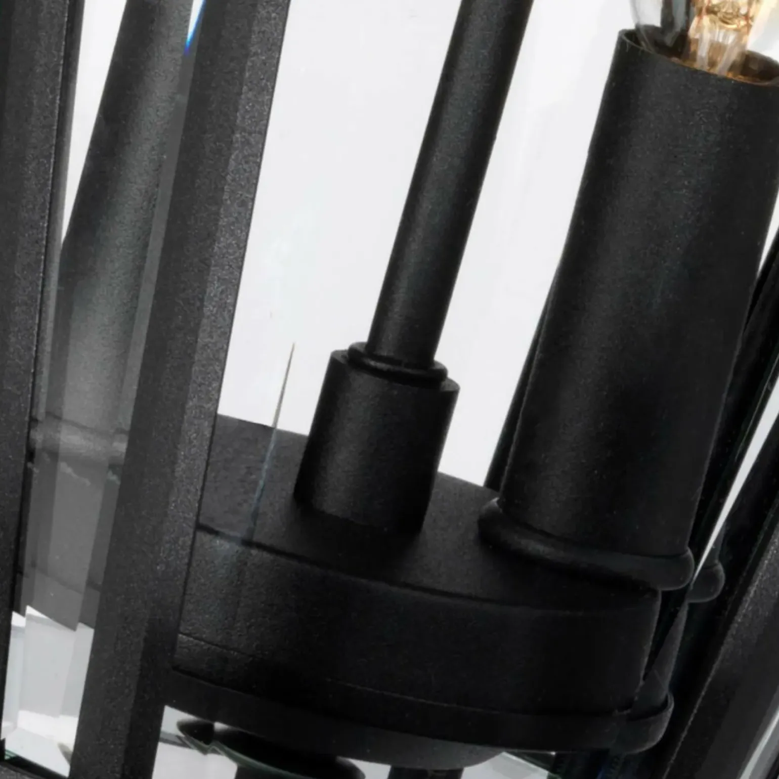 Sklep Kaja Lampa cokołowa, stojąca FE-COTSLN3-M-BK z serii COTSWOLD LANE