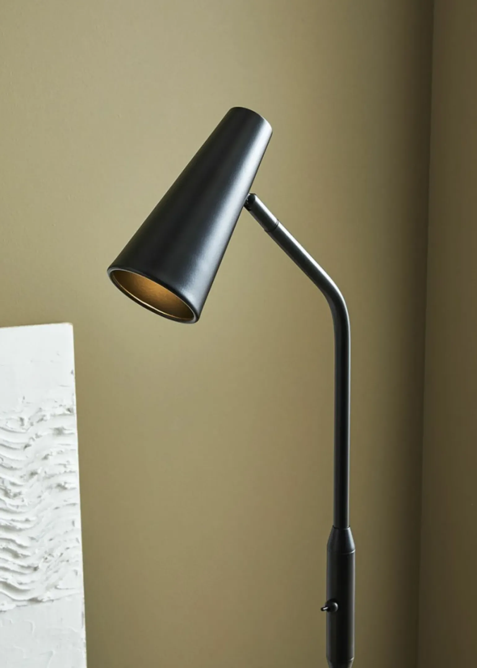 Sklep Kaja Lampa podłogowa w kolorze czarnym z kloszem 108206 | Kaja Oświetlenie