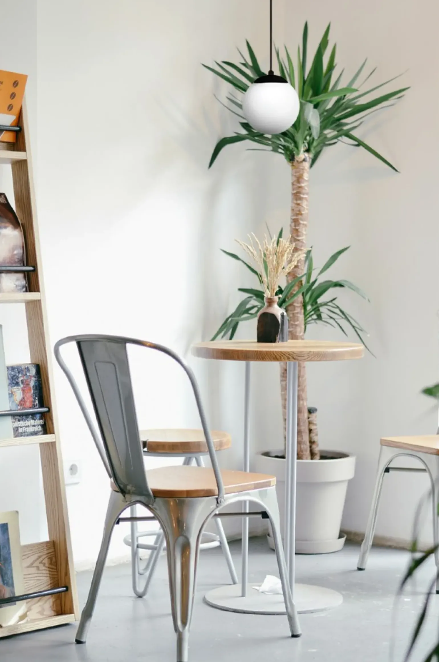 Fashion Lampa wisząca z mlecznym kloszem 16 cm K-4921 | Kaja Oświetlenie Żyrandole Nowoczesne