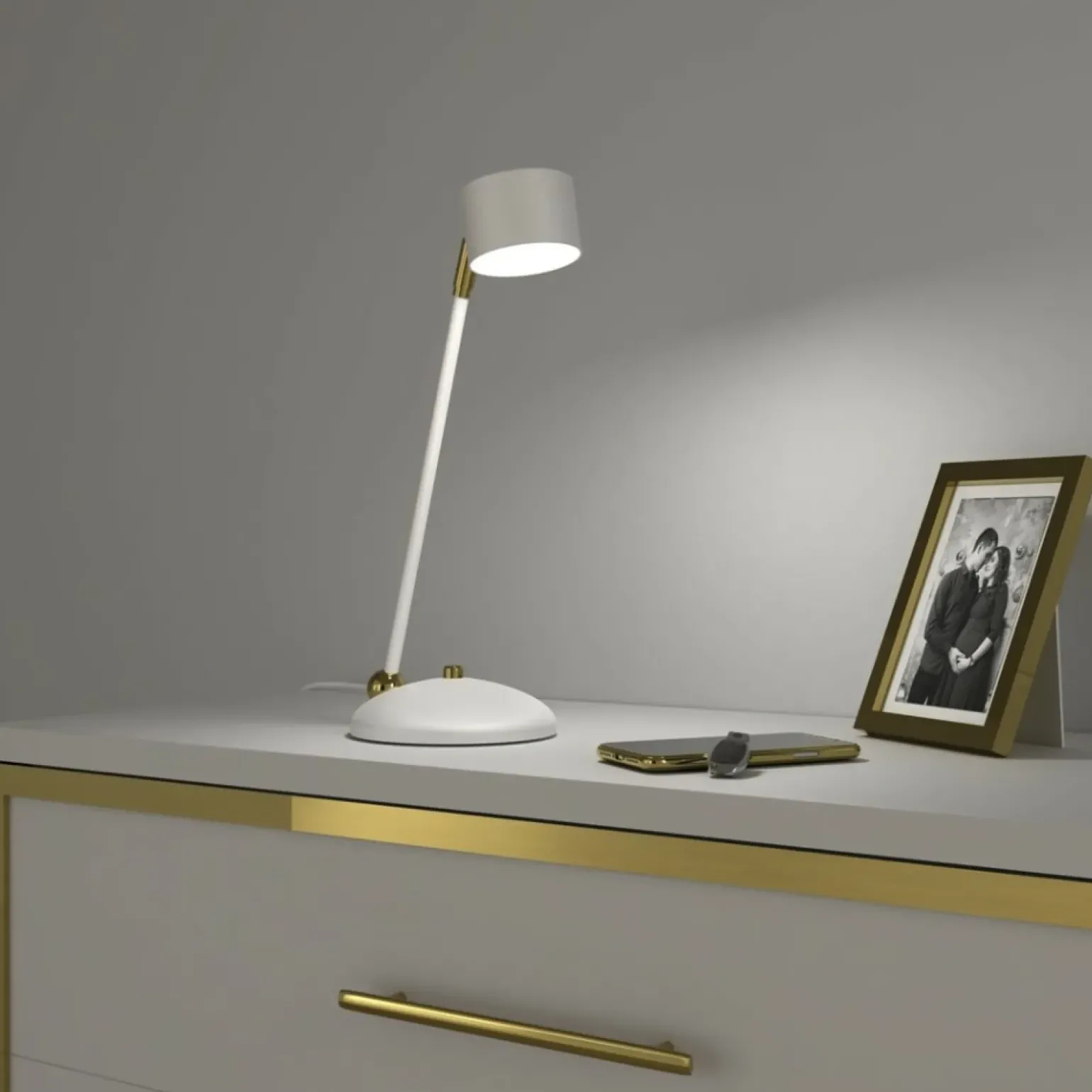 Sklep Kaja Lampka biurkowa w kolorze bieli i złota MLP7758 z serii ARENA | Kaja Oświetlenie