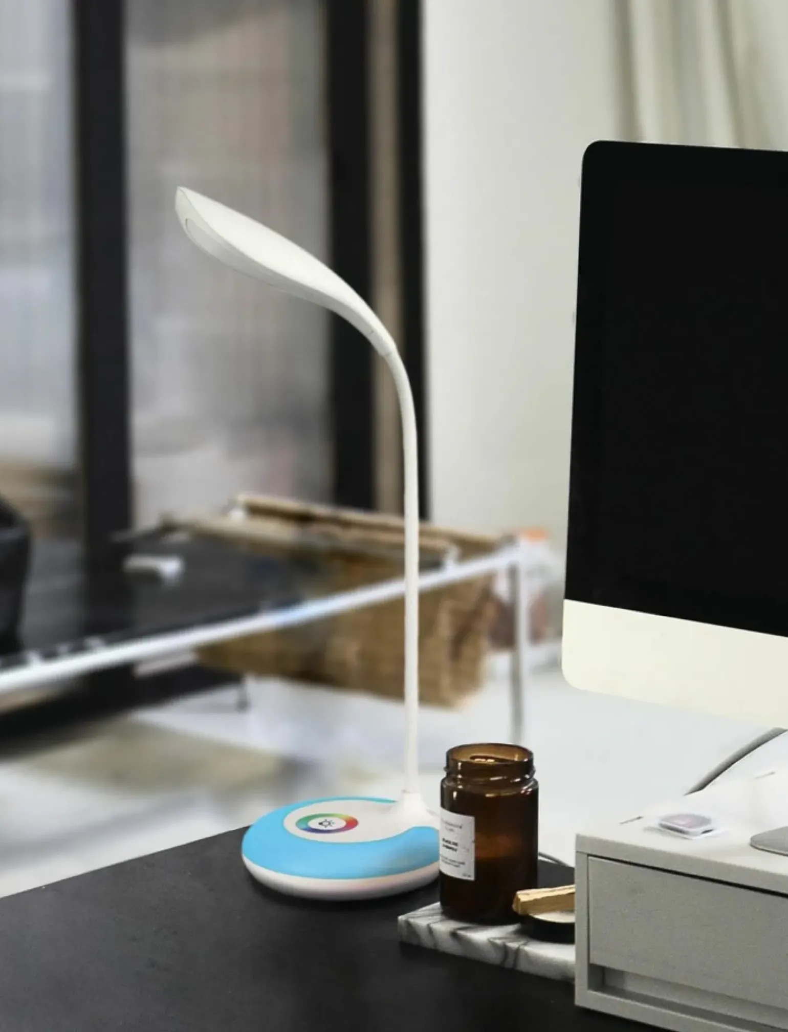 Dzieci Sklep Kaja Lampka biurkowa z kolorowym ledem K-MT-202 BIAŁY z serii NEG