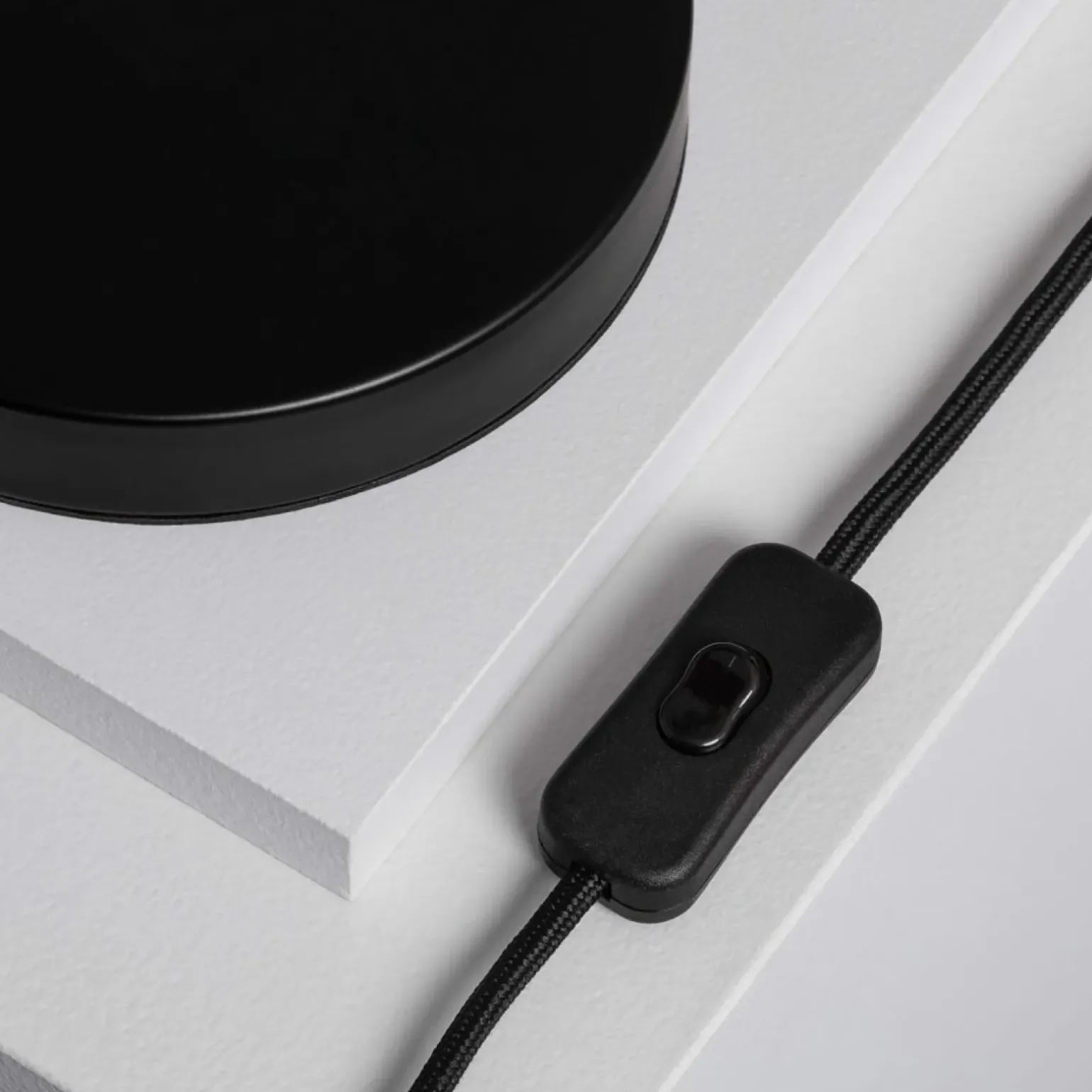 Sklep Kaja Lampka stołowa do nowoczesnego biura ABR-SLSAE27 SALVATORE | Kaja