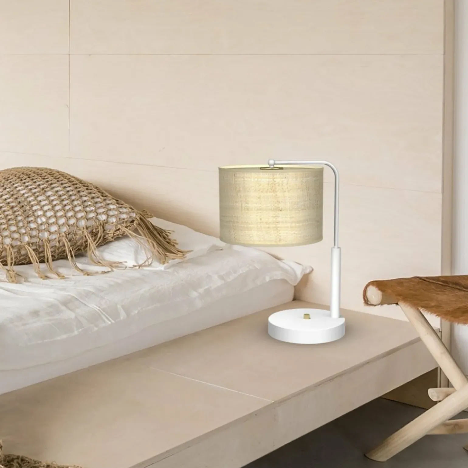 Sklep Kaja Lampka stołowa w jasnych kolorach MLP7491 z serii MARSHALL | Kaja Oświetlenie