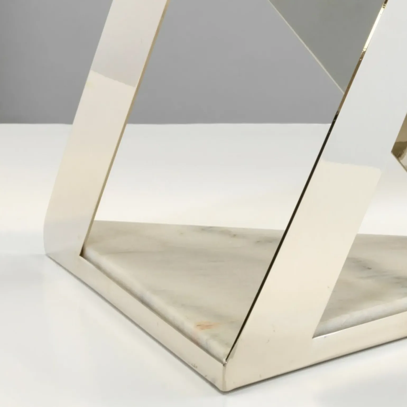 Sklep Kaja Lampka stołowa z dekoracyjnym abażurem AEGEUS-TL z serii AEGEUS