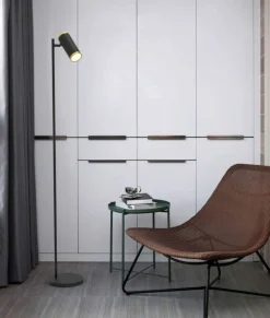 Sklep Kaja Minimalistyczna lampa podłogowa reflektor WF 3003-104 TOULOUSE | Kaja