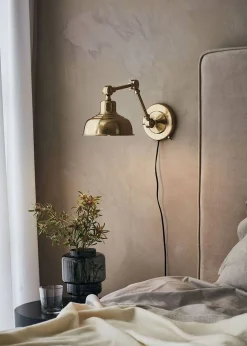 Sklep Kaja Mosiężny kinkiet z regulacją kąta świecenia 108115 | Kaja Oświetlenie