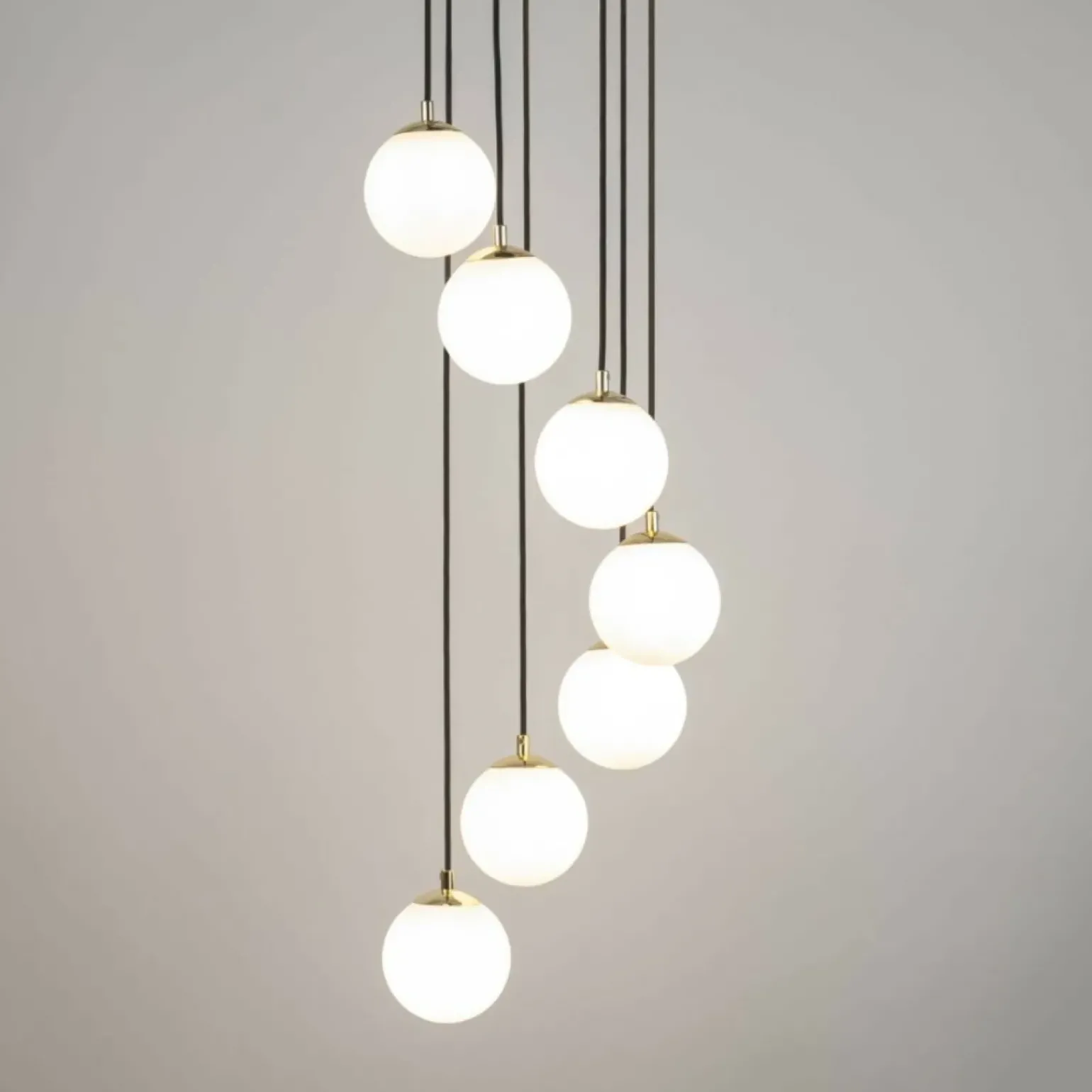 Sale Okazała lampa wisząca, idealna do salonu SIG 33660 z serii PIANO Żyrandole Nowoczesne