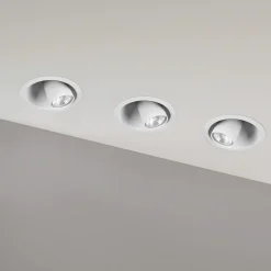 Sklep Kaja Oprawa podtynkowa z regulowanym reflektorem 9378 | Kaja Oświetlenie