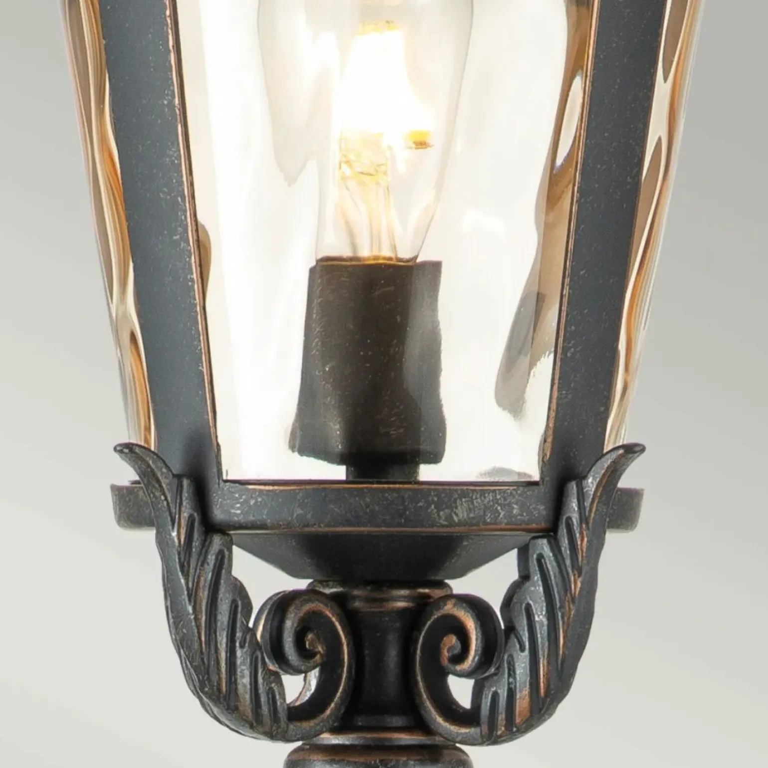 Sklep Kaja Ponad metrowa lampa ogrodowa BT4-M z serii BALTIMORE