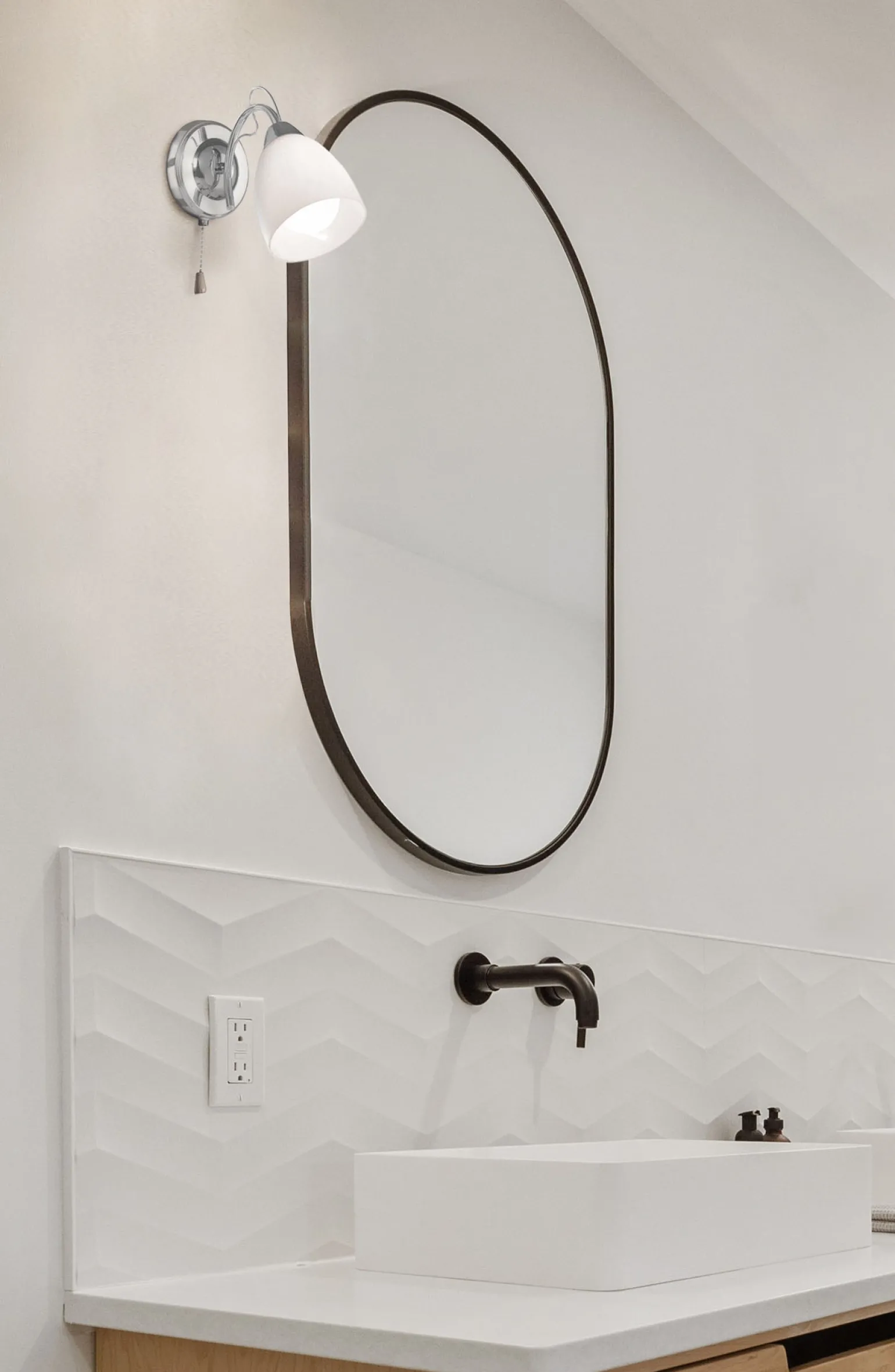 Sklep Kaja Ponadczasowy kinkiet z włącznikiem K-JSL-6218/1W CHR ARON | Kaja