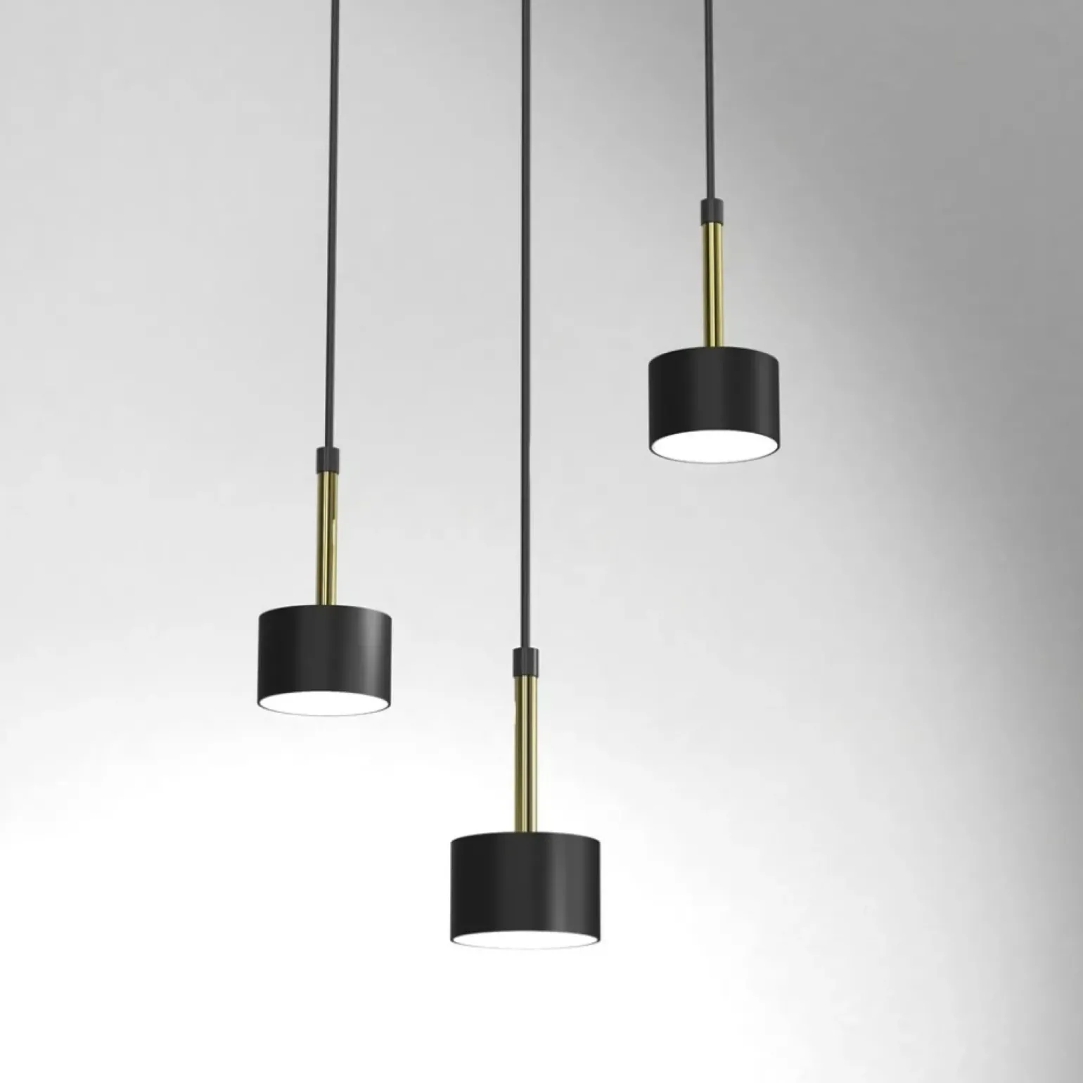 Store Potrójna lampa wisząca w czarno-złotym kolorze MLP7762 z serii ARENA | Kaja Oświ Żyrandole Nowoczesne