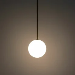 Outlet Stylowa lampa na sztywnym zwisie, idealna do sypialni 10308 KIER Żyrandole Nowoczesne