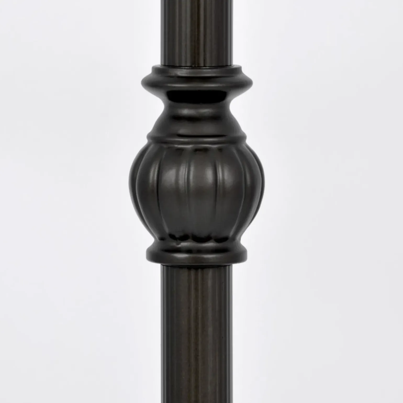 Sklep Kaja Wielobarwna lampa podłogowa, witraż K-F161386 z serii BUTTERFLY